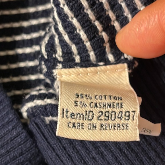 L.L.Bean knitted hoodie Size S - Picture 10 of 10